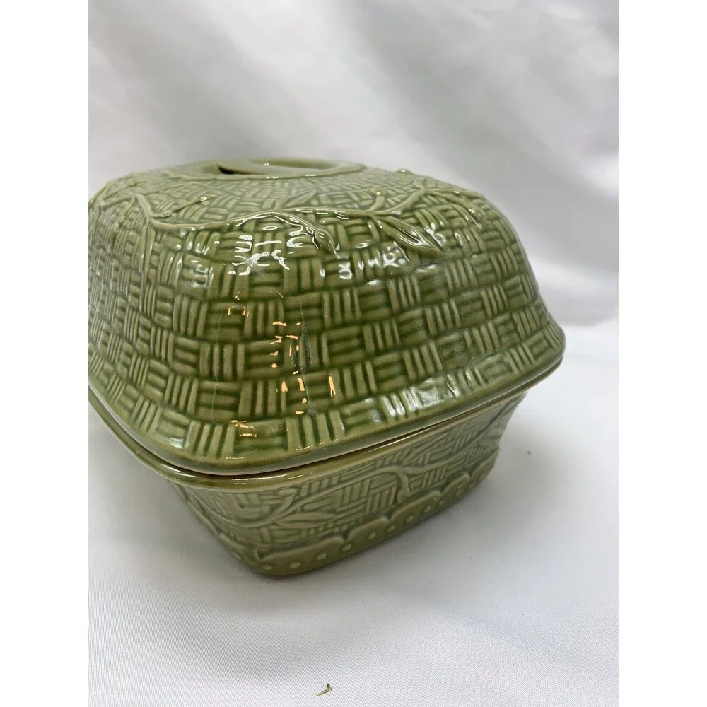 Green Temp-tations 4 qt. Orchard Vine Covered Cassarole Dish